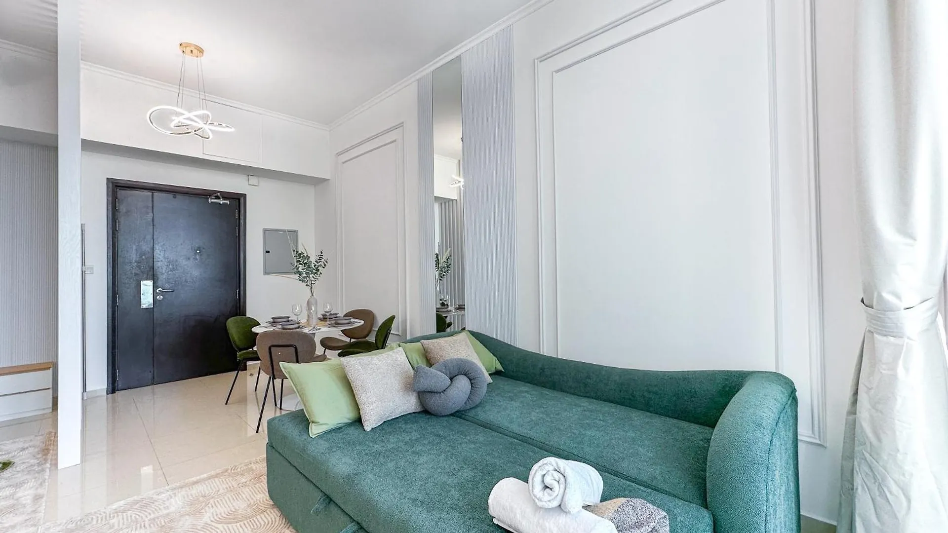 Upgrade Unit For 6 Pax With Sea View Ideal Location Near Beach Big Balcony Dubai United Arab Emirates