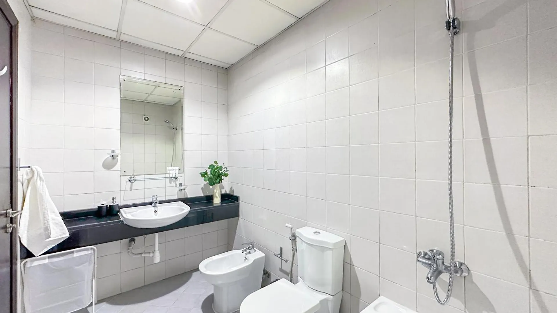 Upgrade Unit For 6 Pax With Sea View Ideal Location Near Beach Big Balcony Dubai United Arab Emirates