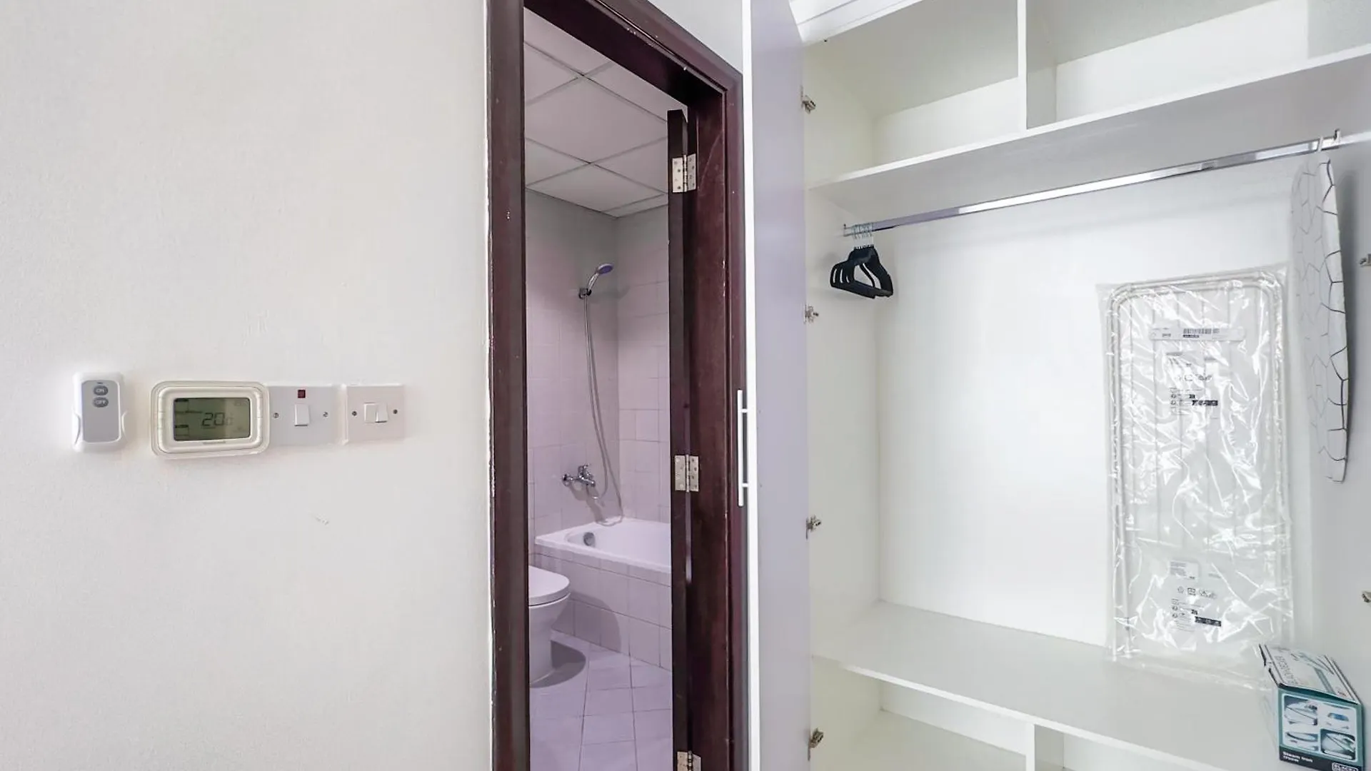 Upgrade Unit For 6 Pax With Sea View Ideal Location Near Beach Big Balcony Dubai Lägenhet